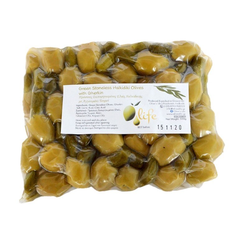 Castraveti murati in saramura in punga carrefour
