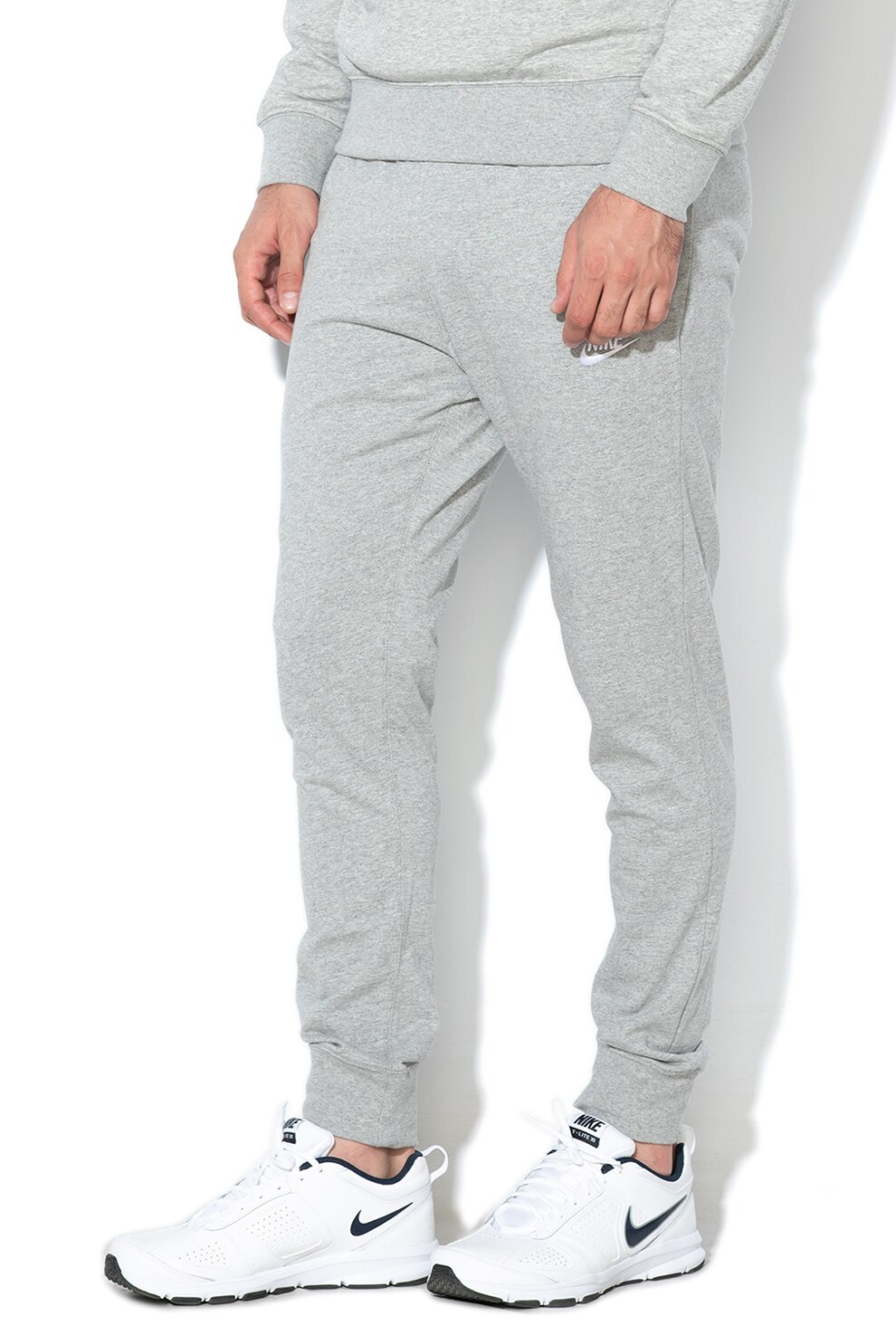 Pantaloni gri la carrefour pentru barbati