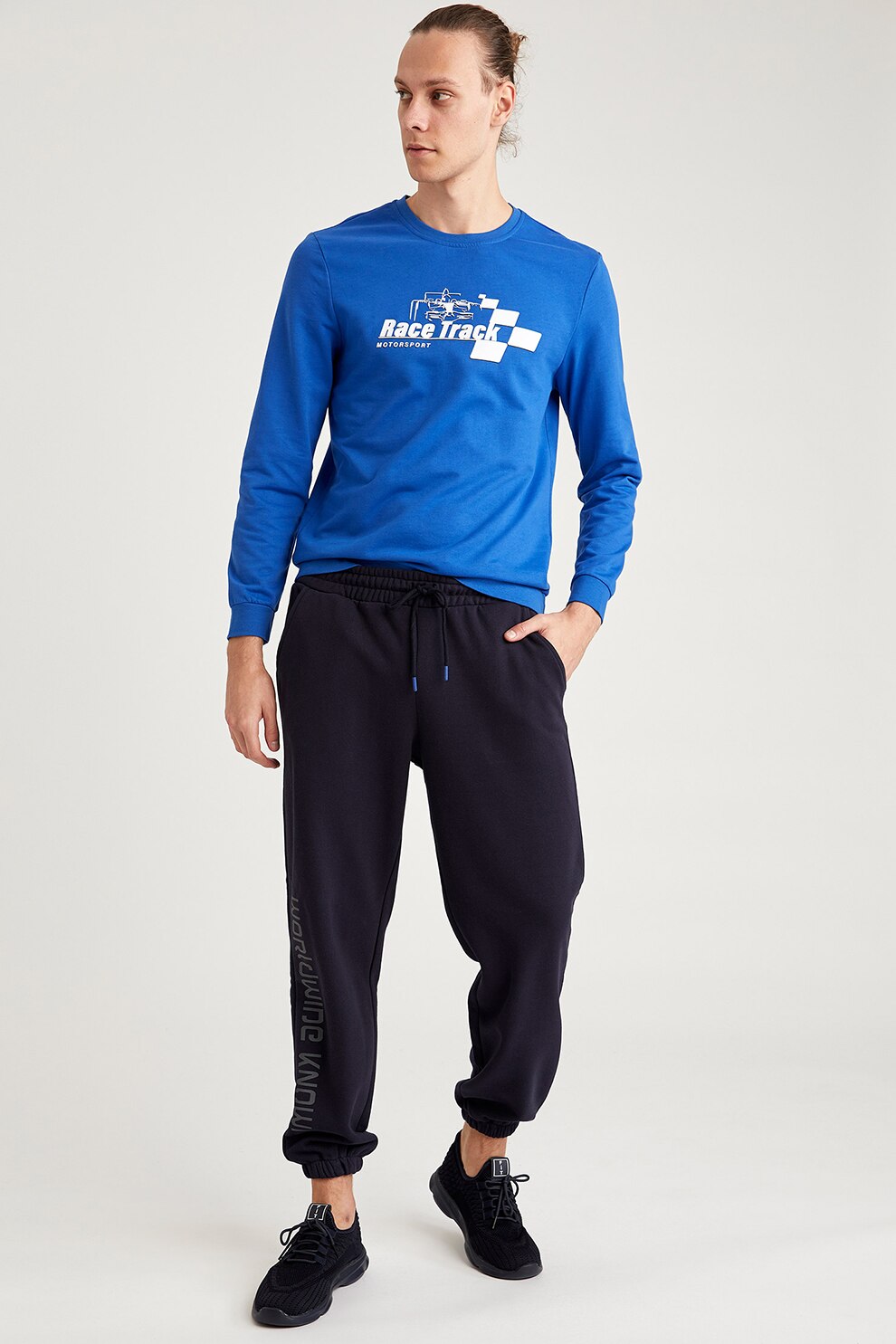 Pantaloni scurti cu buzunare laterale decathlon barbati