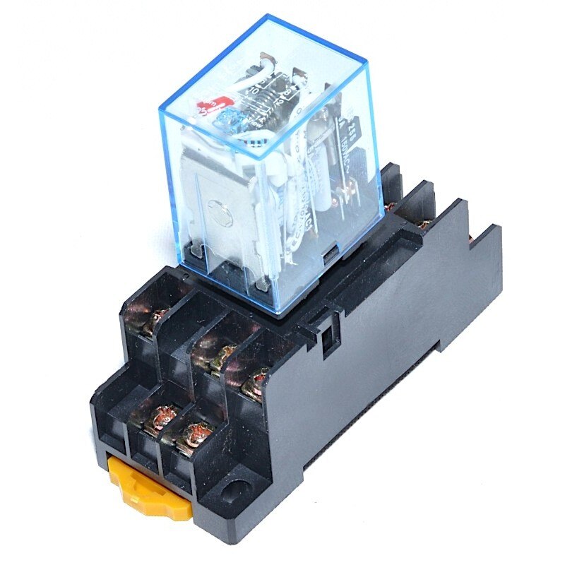 Releu 220v cu soclu dedeman