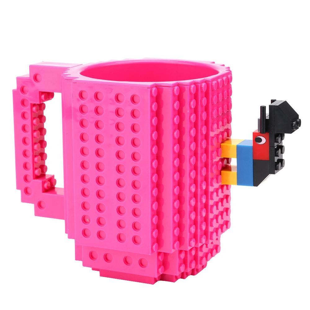 Tapet roz dedeman cu cesti de cafea