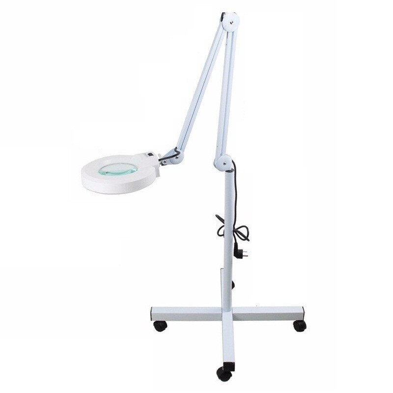 lupa cosmetica baie cu lumina