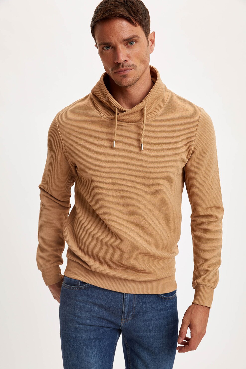 bluza cu guler inalt zara
