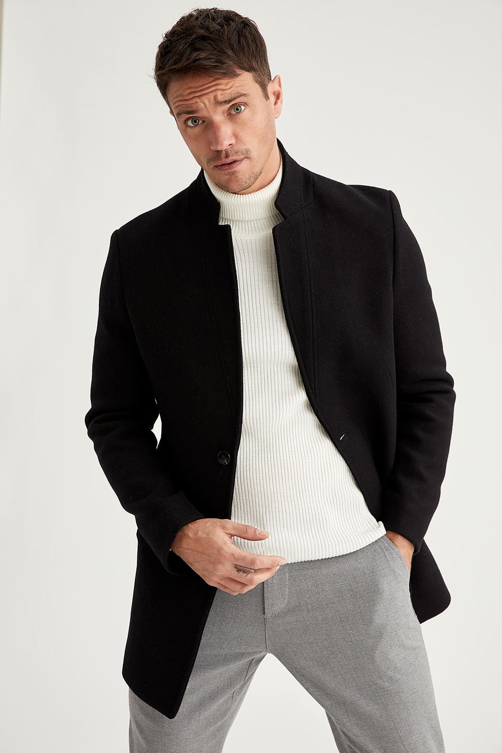 paltoane zara man military pulover pe gat